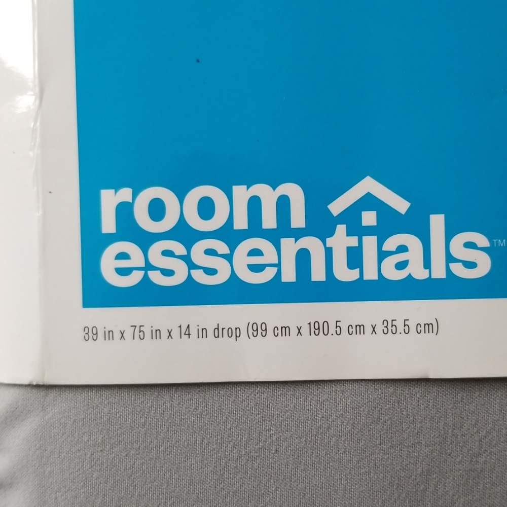 Room Essentials Target Bed Skirt Gray NWT - Picture 3 of 4